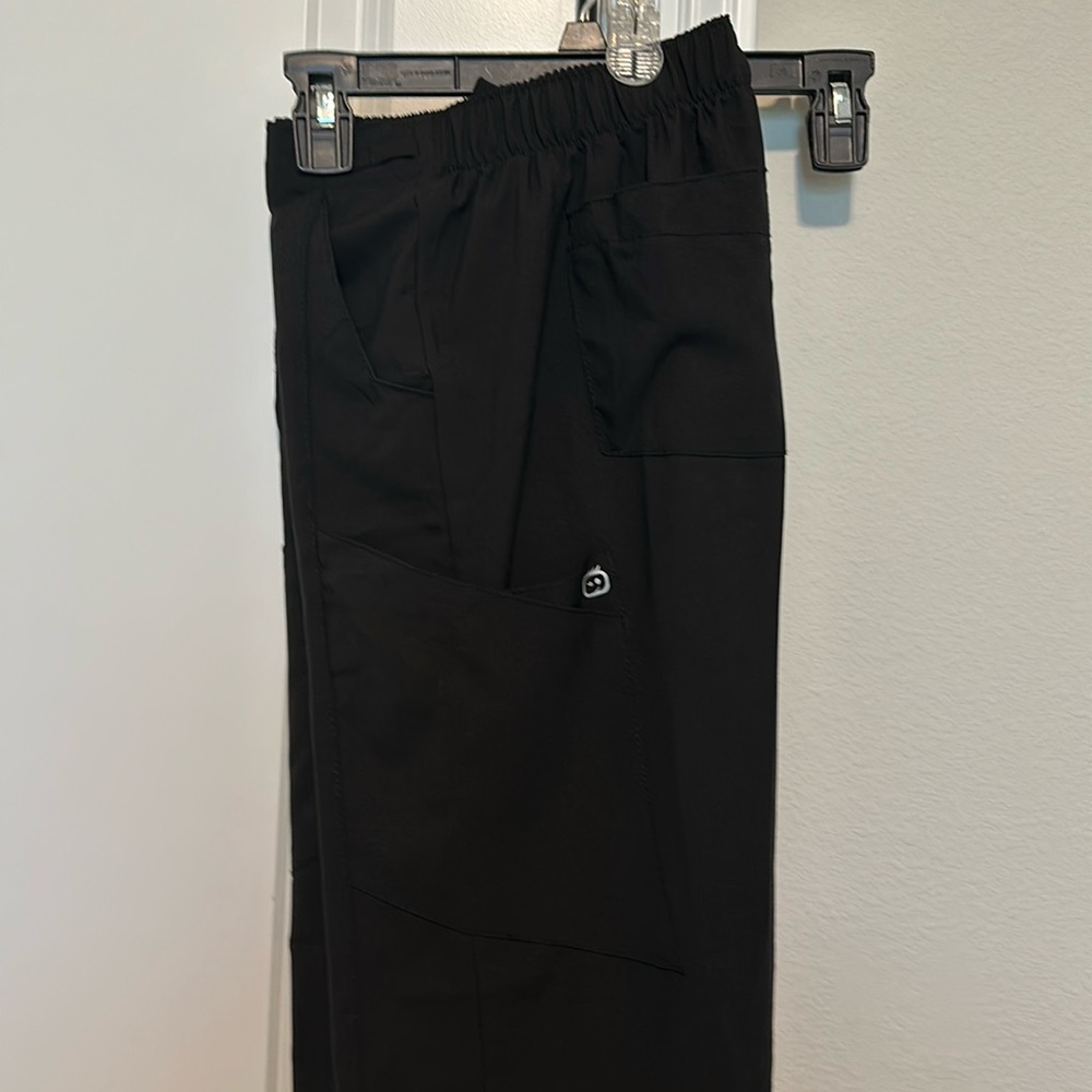 New without tags scrub pants
